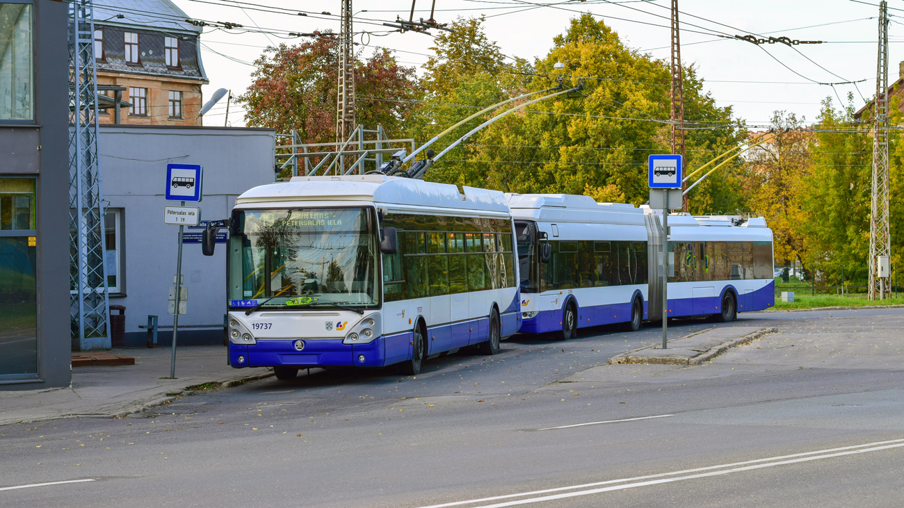 Рига, Škoda 24Tr Irisbus Citelis № 19737