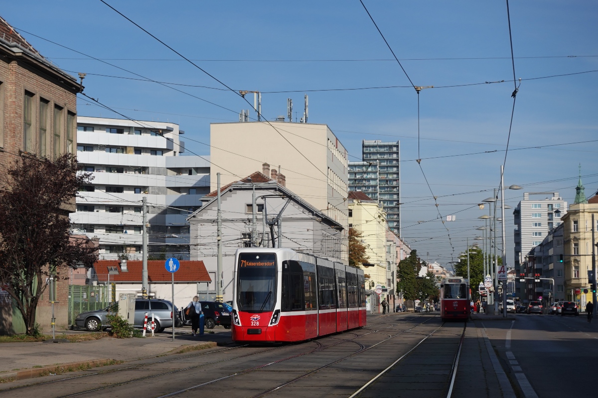 Вена, Bombardier Flexity Wien (Type D) № 328