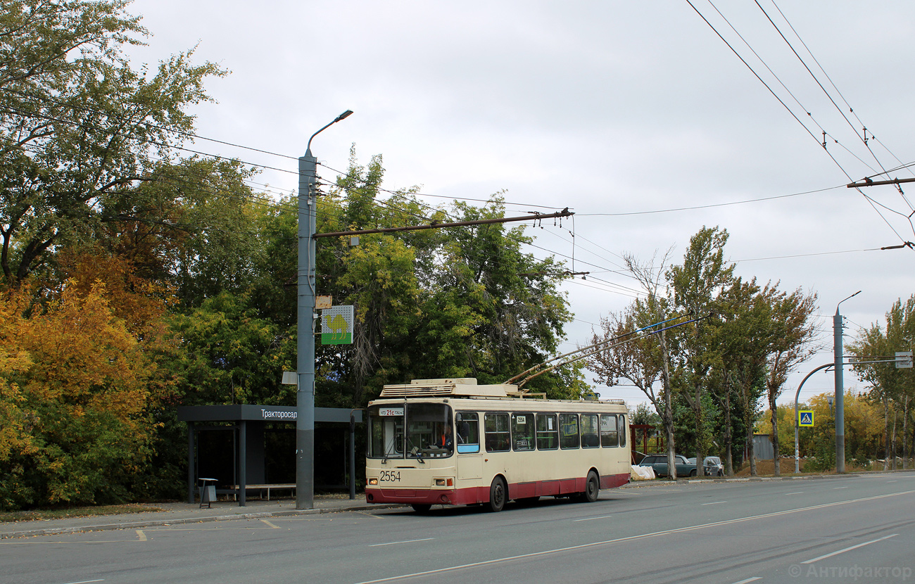 Челябинск, ЛиАЗ-5280 (ВЗТМ) № 2554