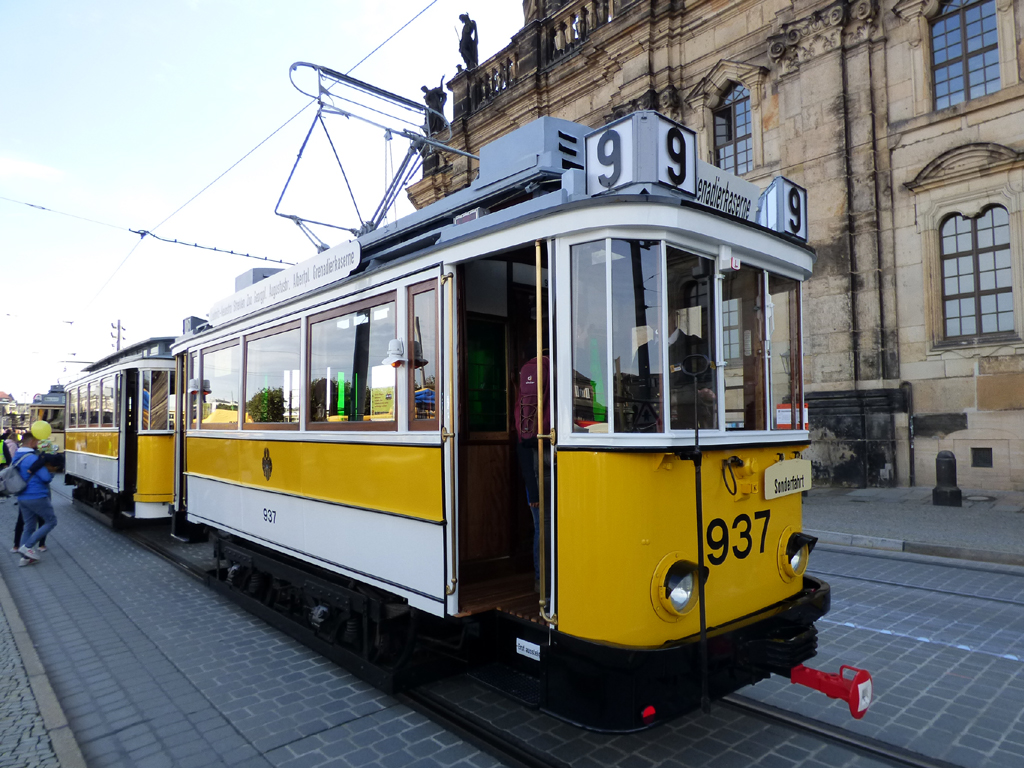 Дрезден, Двухосный моторный Dresden № 937 (201 302); Дрезден — 150 лет трамвайному движению в Дрездене (24.09.2022)