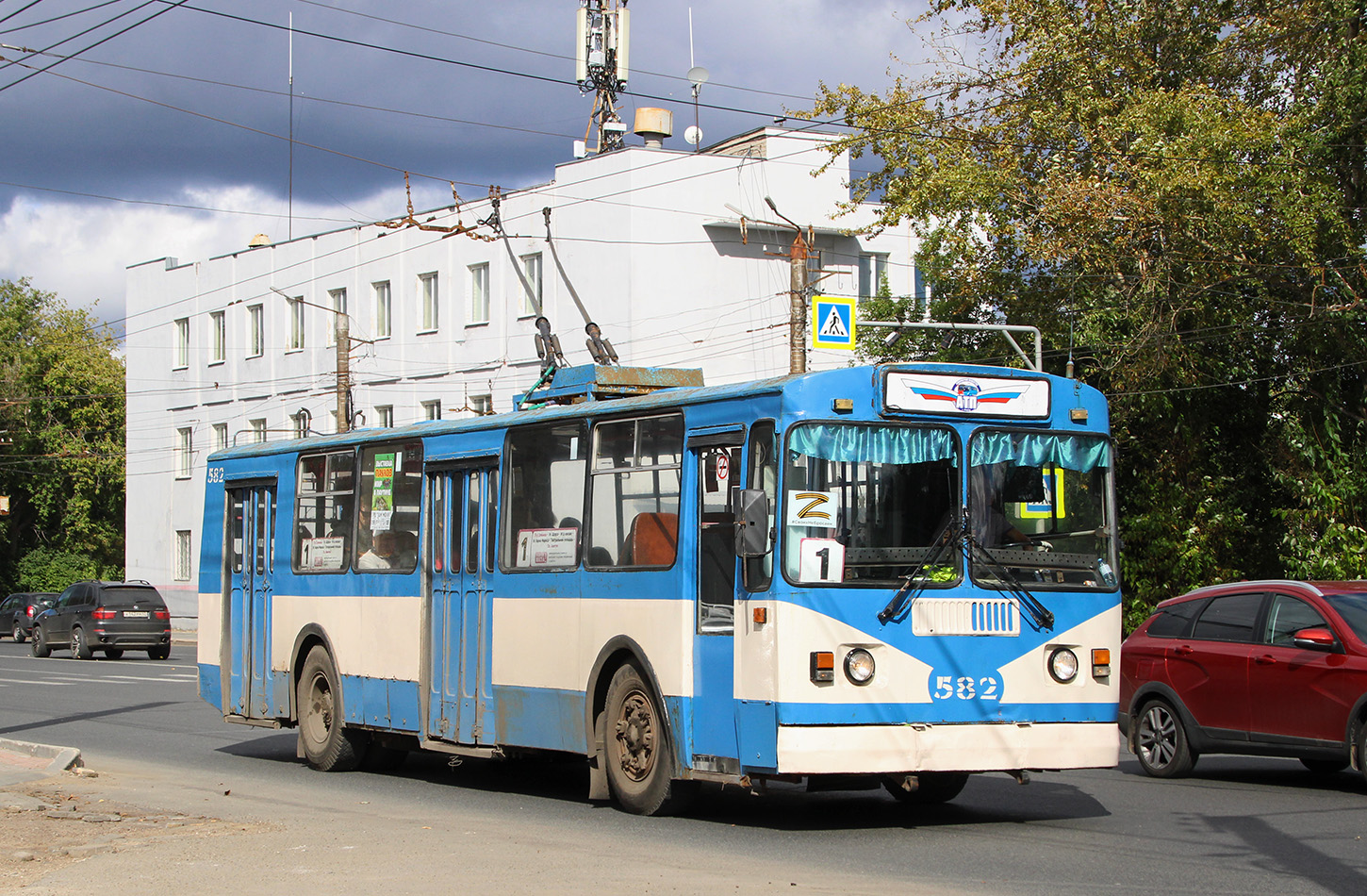 Kirov, ZiU-682G-012 [G0A] č. 582