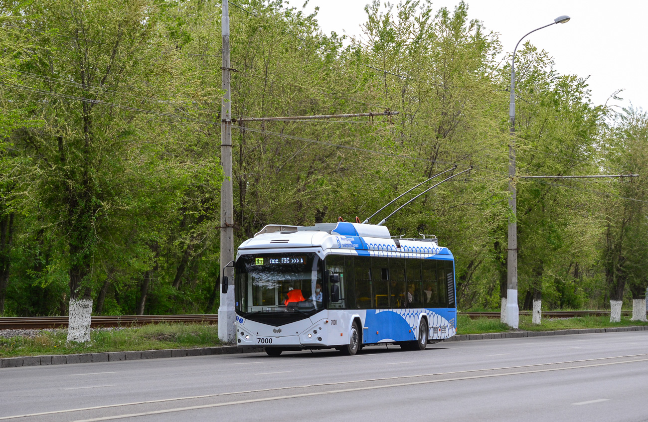 Волгоград, БКМ 32100D № 7000