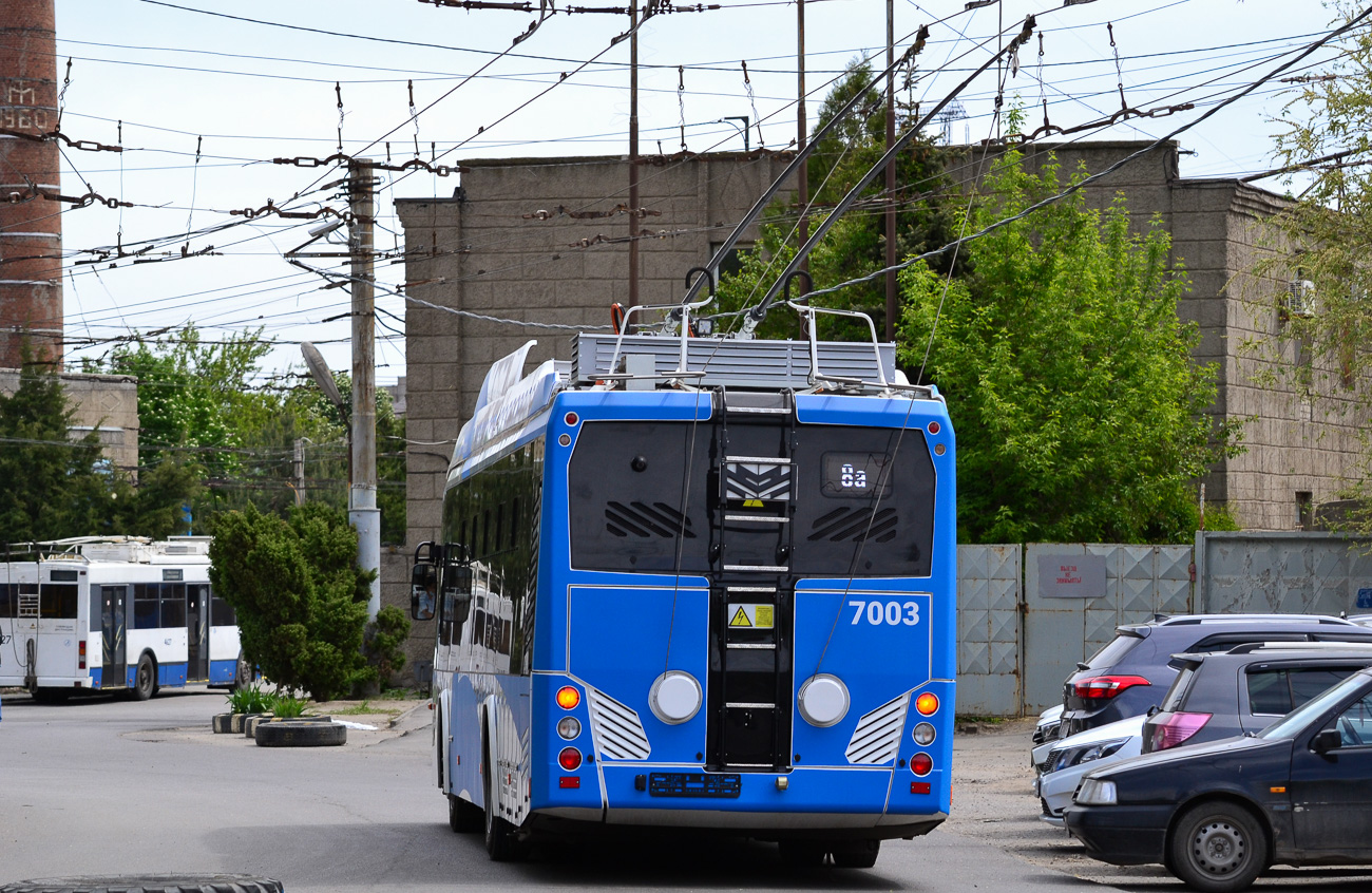 Волгоград, БКМ 32100D № 7003
