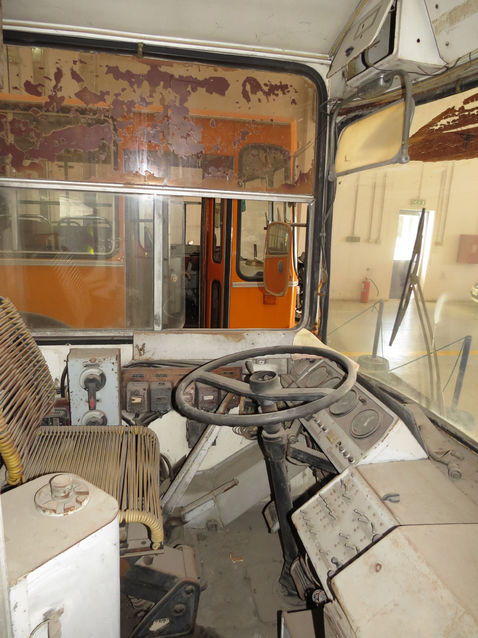 Athens, ZiU-683V [V00] № 4001