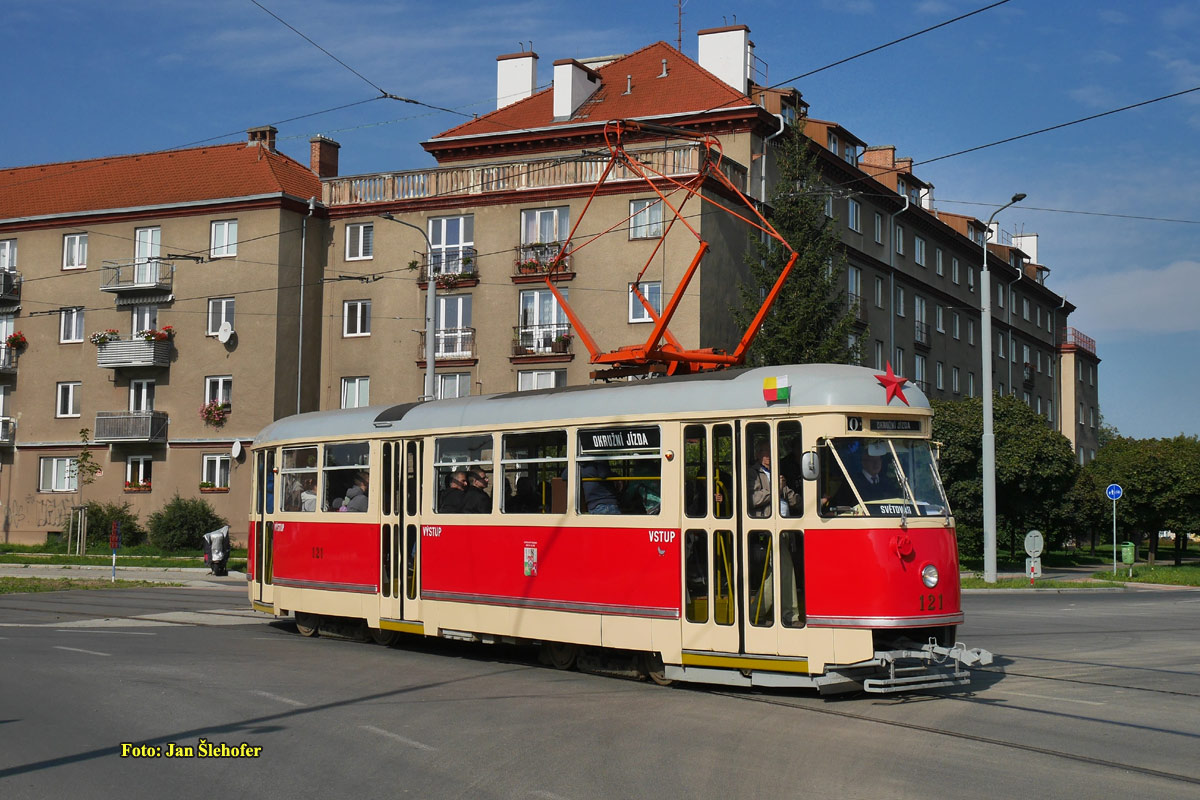 Plzeň, Tatra T1 Br. 121; Plzeň — Oslavy výročí 60 let tramvají na Světovaru / Celebrations of the anniversary of 60 years of trams in Světovar Plzeň, Tatra T1 Br. 121; Plzeň — Oslavy výročí 60 let tramvají na Světovaru / Celebrations of the anniversary of 60 years of trams in Světovar