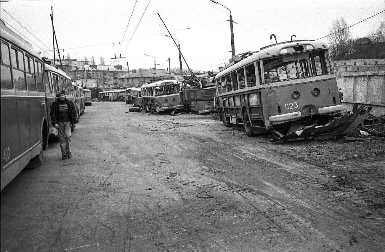 Киев, Škoda 9Tr № 1403; Киев, Škoda 9Tr № 1425; Киев, Škoda 9Tr № 1293; Киев, Škoda 9Tr15 № 1123