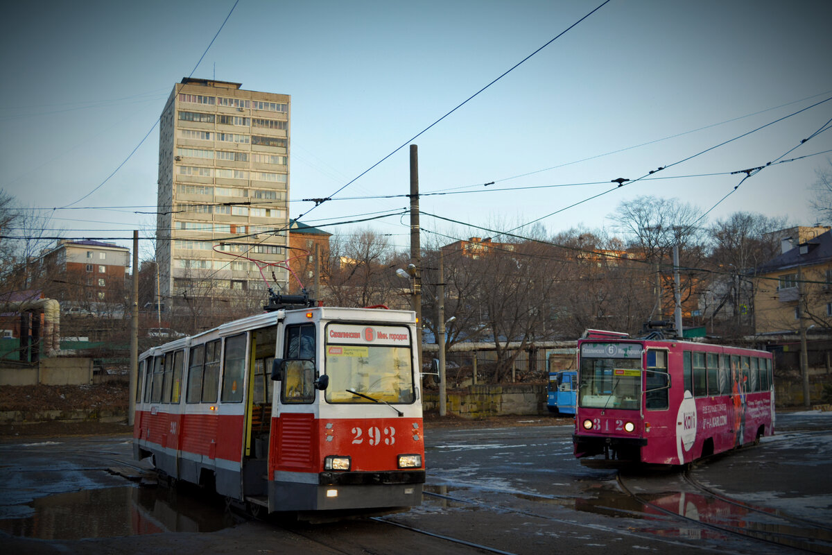 Владивосток, 71-605А № 293; Владивосток, 71-608К № 312