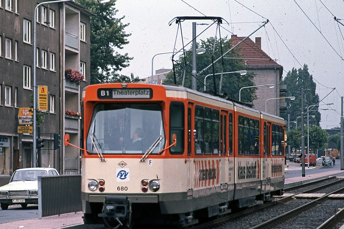 Франкфурт-на-Майне, Duewag P № 680