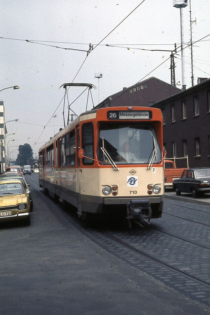 Франкфурт-на-Майне, Duewag P № 710