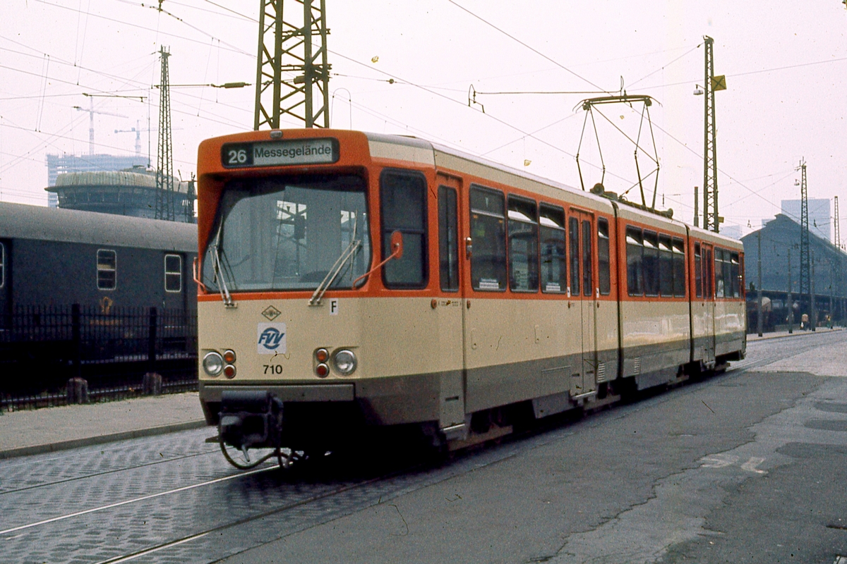 Франкфурт-на-Майне, Duewag P № 710