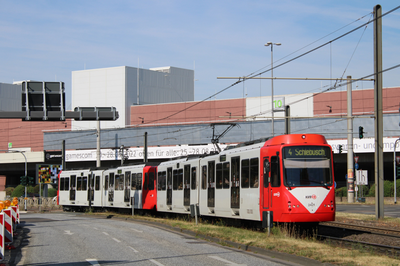 Cologne, Duewag B100S Br. 2421