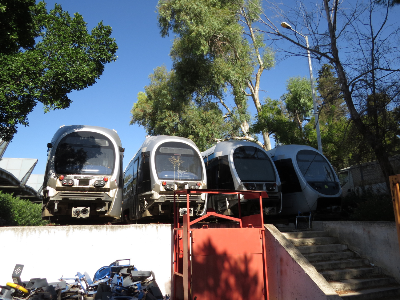 Афины, AnsaldoBreda Sirio № 10024; Афины, AnsaldoBreda Sirio № 10033