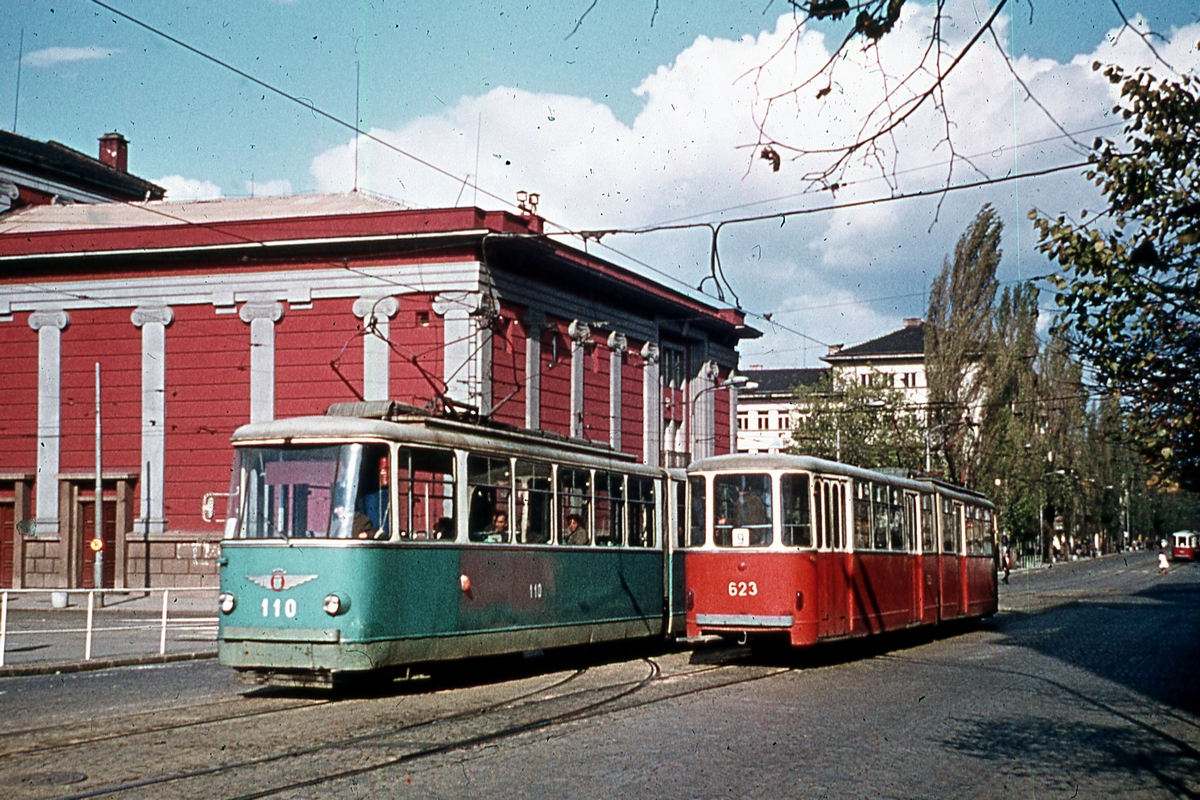 Софія, Т8M-730 (София 70) № 110; Софія, София-65 № 623; Софія — Исторически снимки — Трамвайни мотриси (1945–1989)