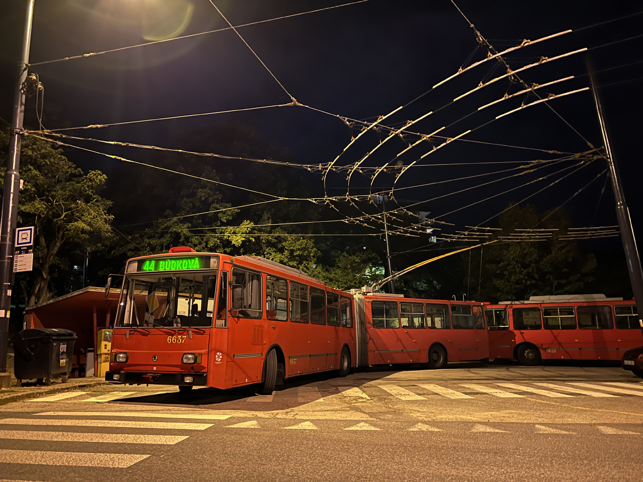 Братислава, Škoda 15Tr13/6M № 6637