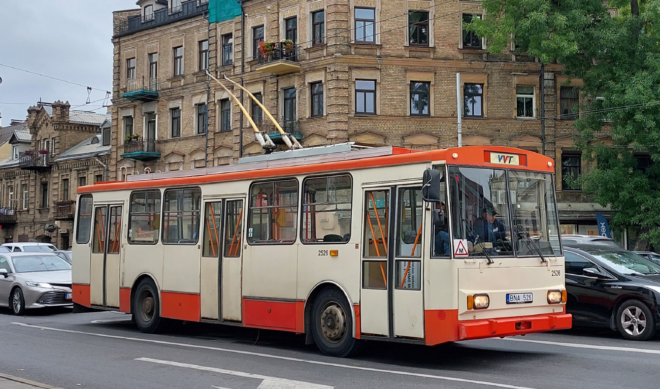 Вильнюс, Škoda 14Tr02/6 № 2526
