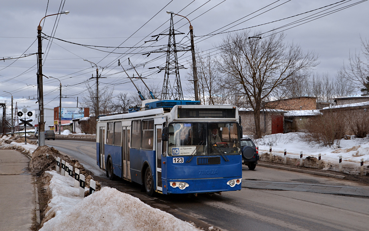 Калуга, ЗиУ-682Г-016.02 № 123