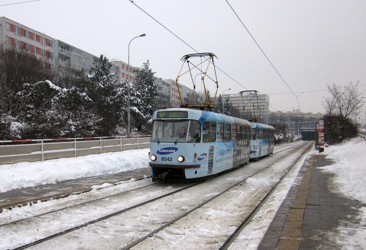 Praga, Tatra T3R.P Nr. 8542