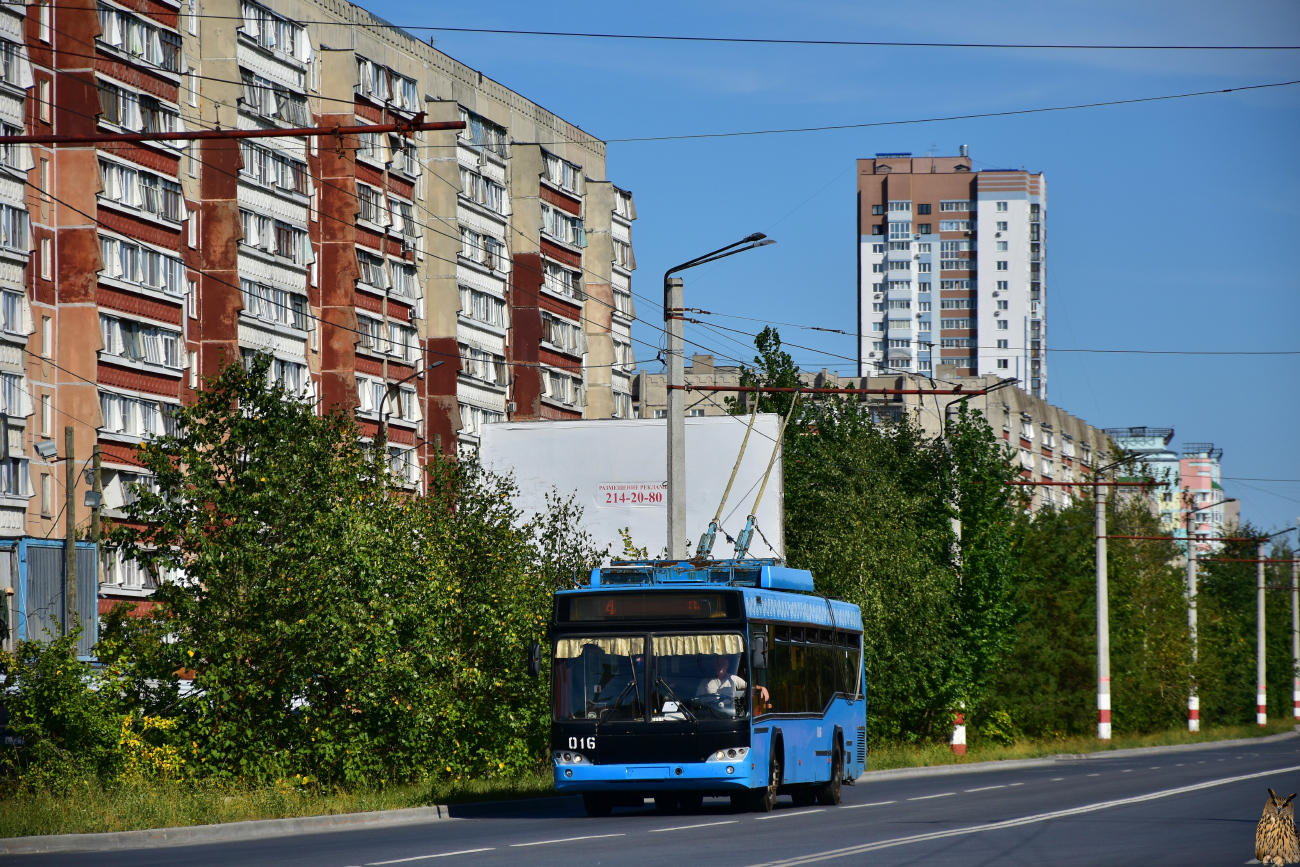 Дзержинск, СВАРЗ-МАЗ-6235.00 № 016