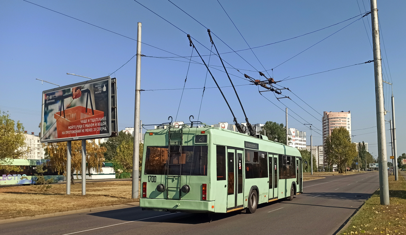 Гомель, БКМ 32102 № 1700