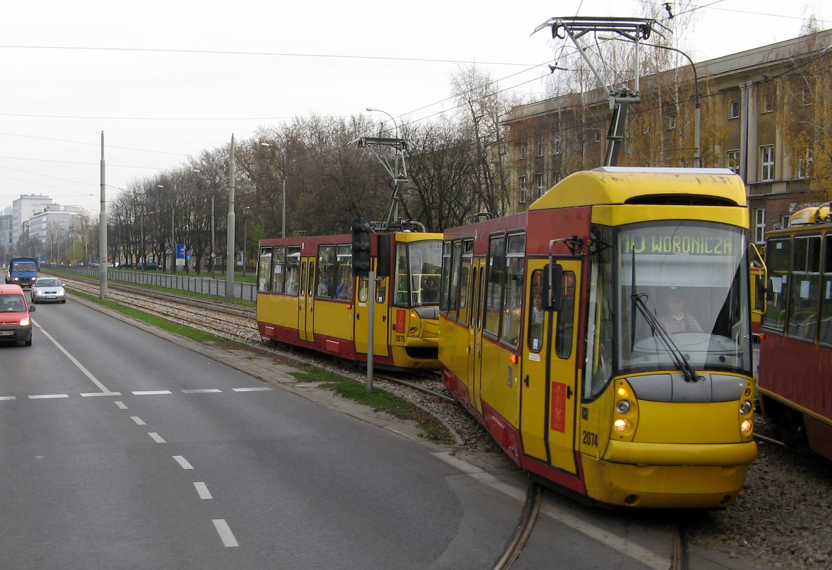 華沙, Konstal 105N2k/2000 # 2074