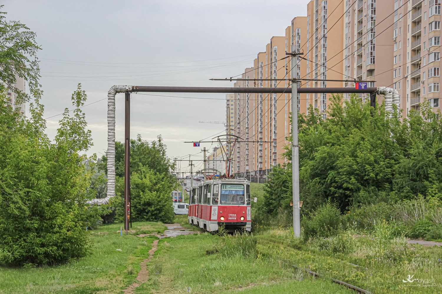 Саратов, 71-605 (КТМ-5М3) № 1200