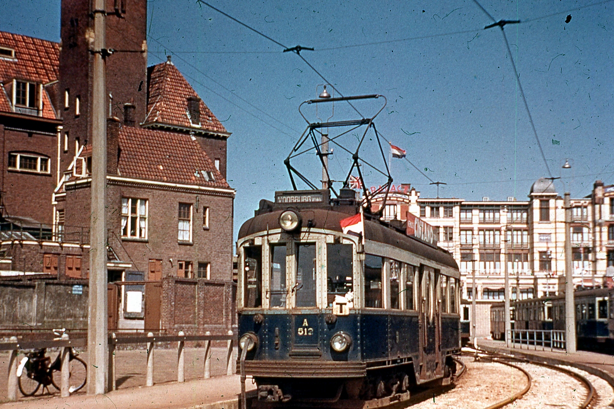 Лейден – Гауда – Алфен-ан-де-Рейн, Четырёхосный моторный Beijnes № A512; Гаага — Старые фотографии