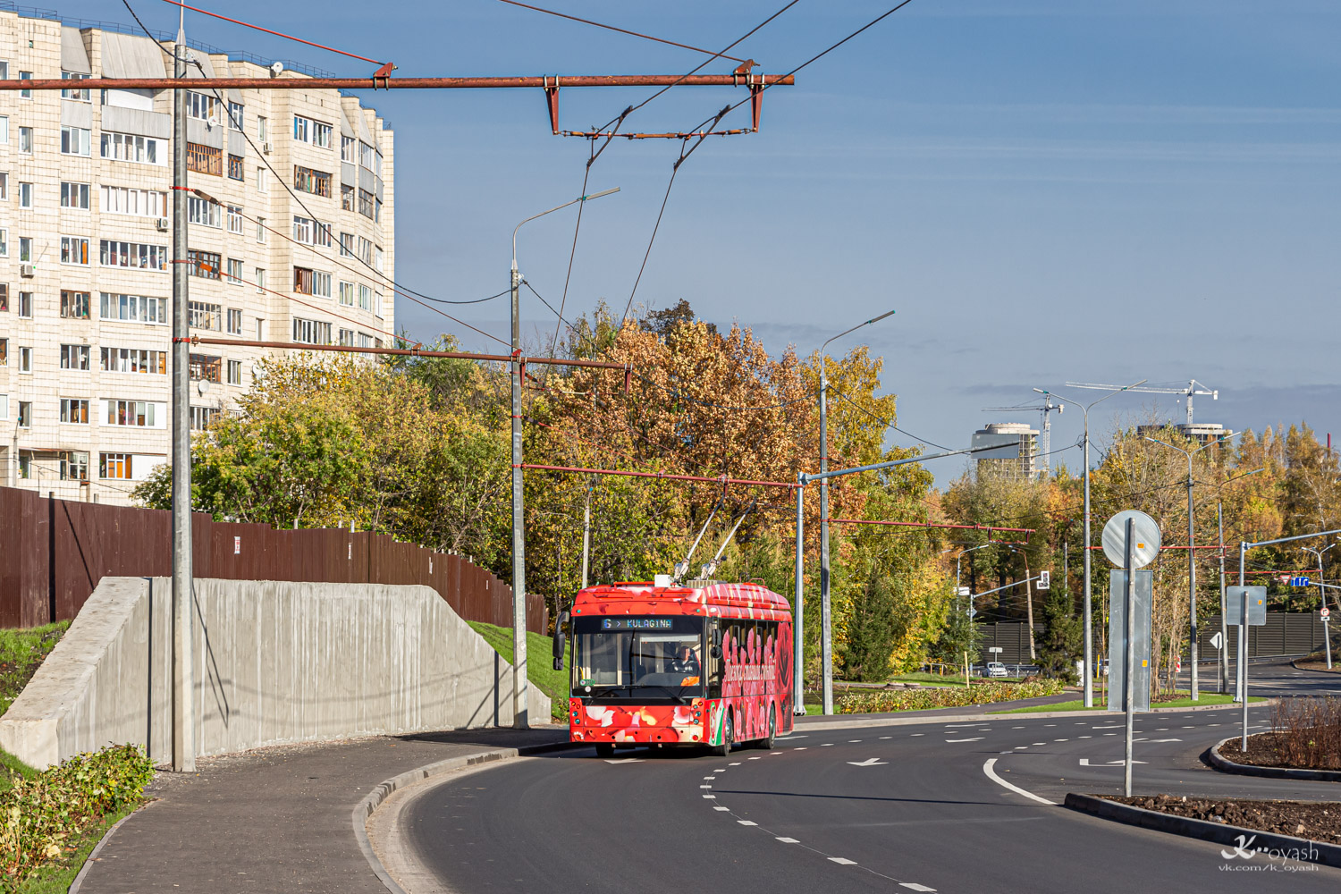 Казань, Тролза-5265.02 «Мегаполис» № 2371