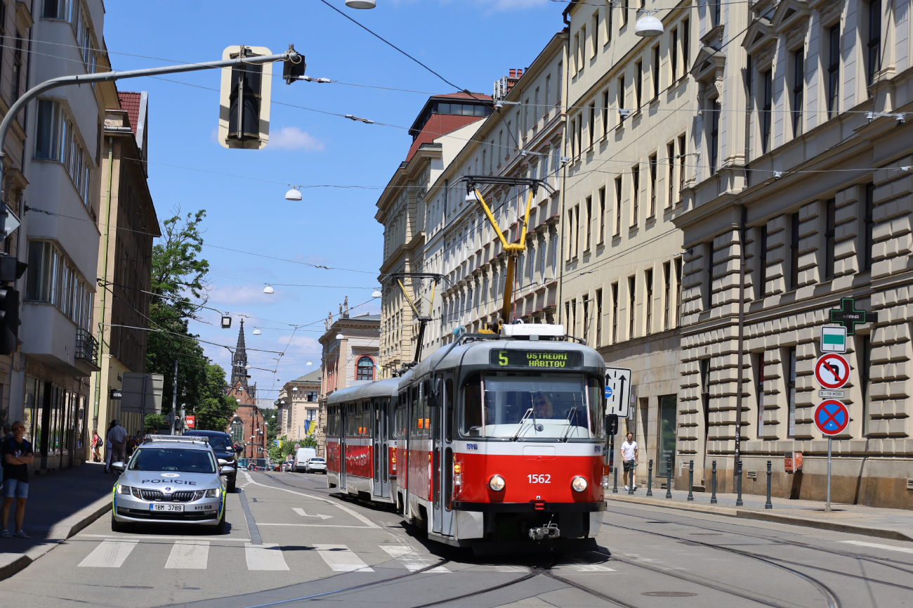 Brno, Tatra T3R.EV № 1562