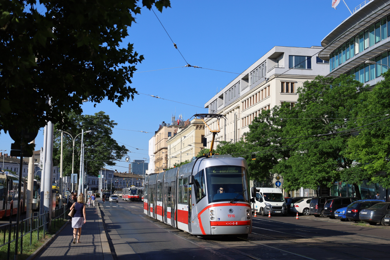 Брно, Škoda 13T Elektra № 1916