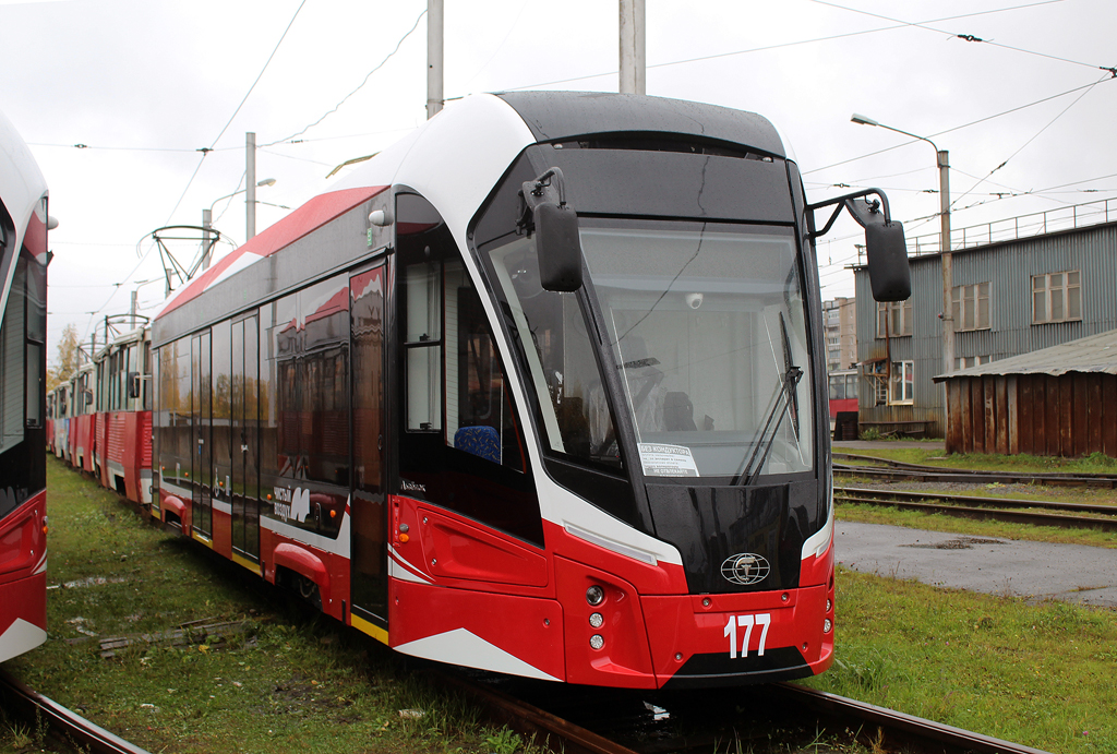 Череповец, 71-911ЕМ «Львёнок» № 177