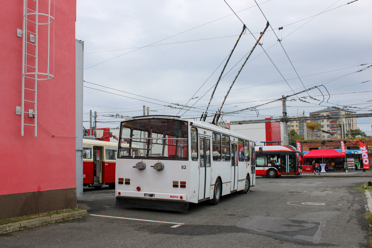 Опава, Škoda 14Tr17/6M № 82