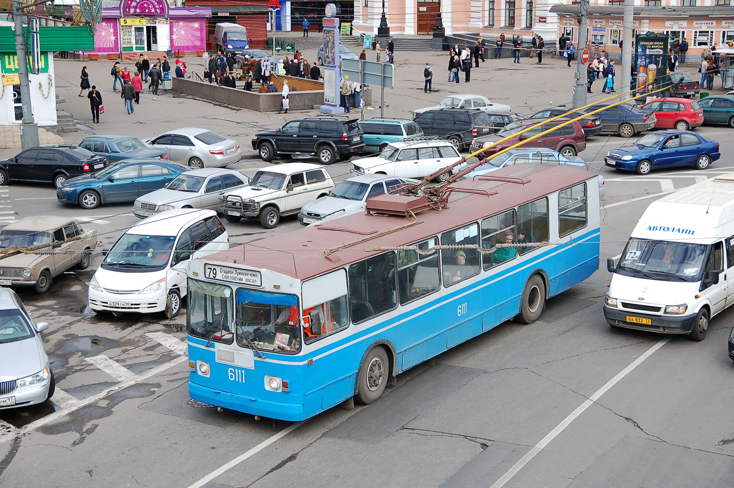 Москва, ЗиУ-682Г [Г00] № 6111