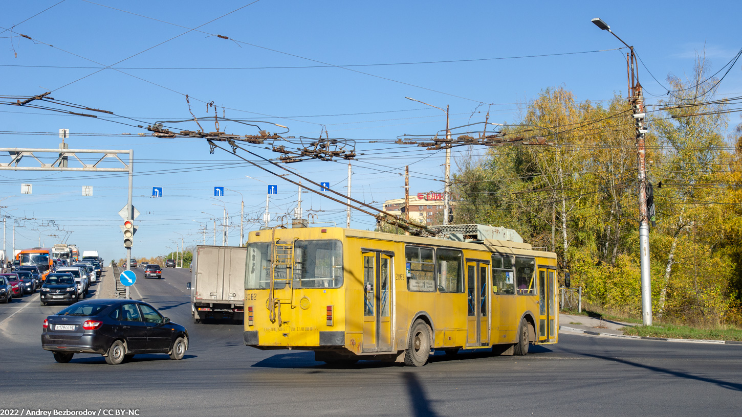Рязань, ЗиУ-682ГМ1 (с широкой передней дверью) № 2062
