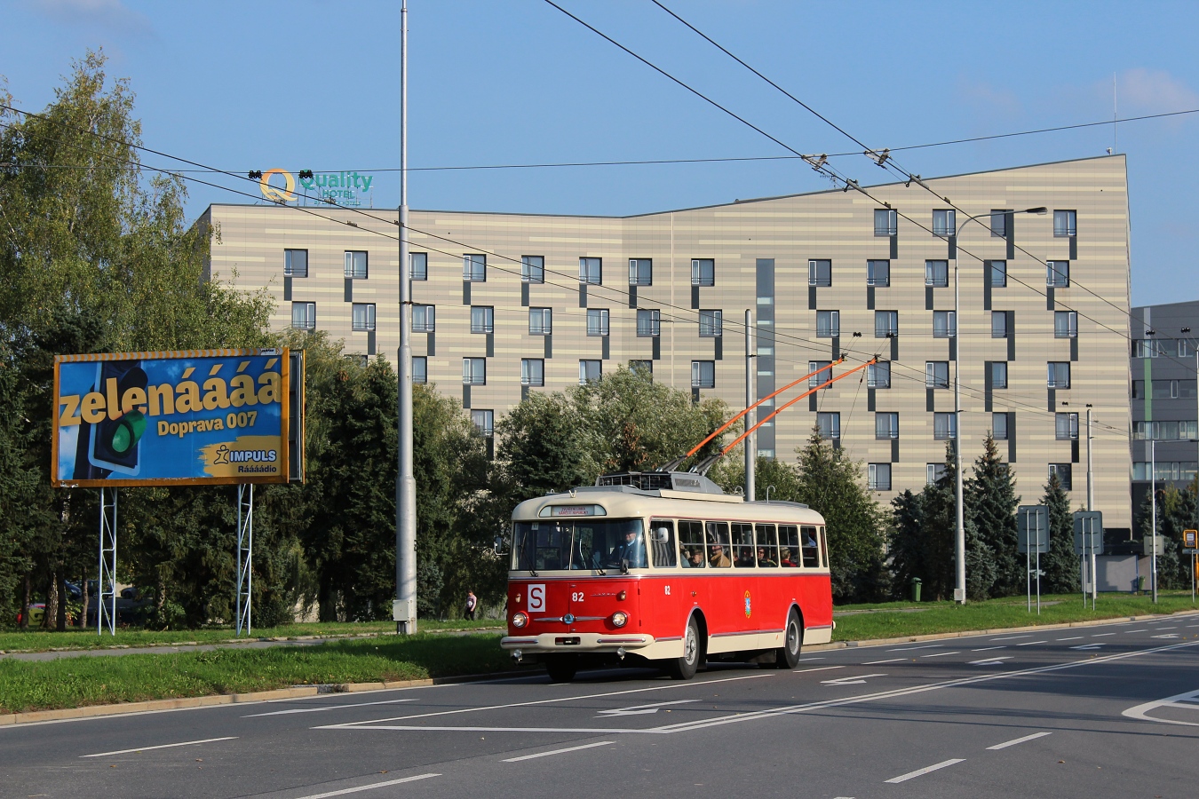 Острава, Škoda 9TrH23 № 82; Острава — 70 років тролейбуса в Остраві