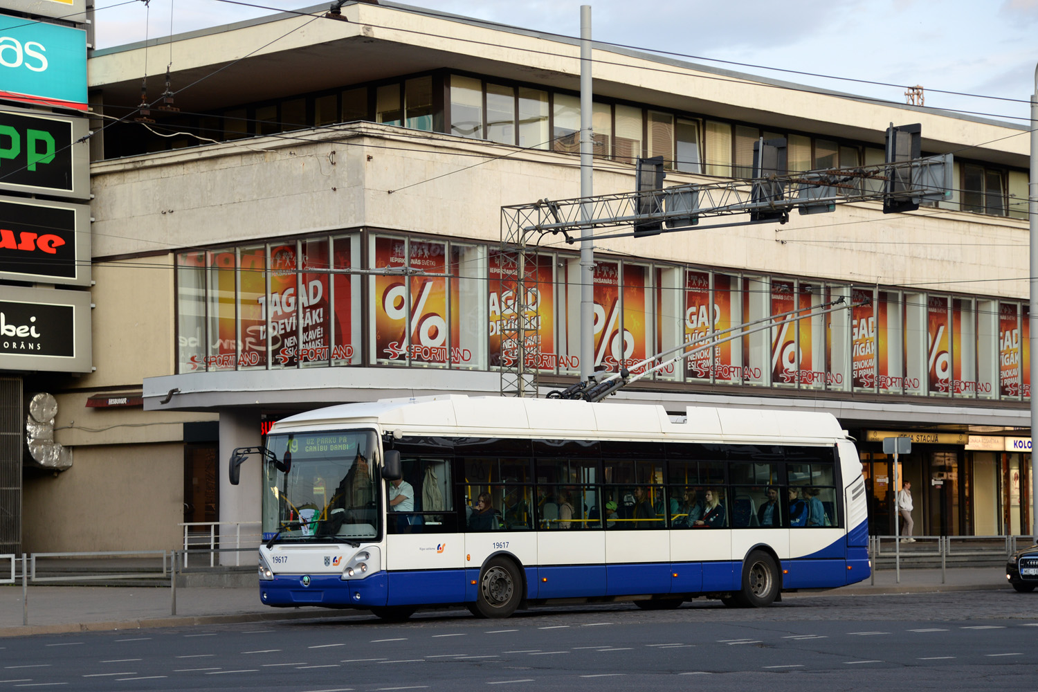 Рига, Škoda 24Tr Irisbus Citelis № 19617