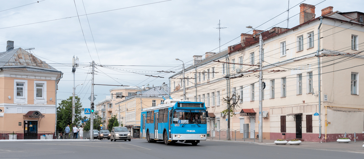 卡盧加, ZiU-682G-016.02 # 120