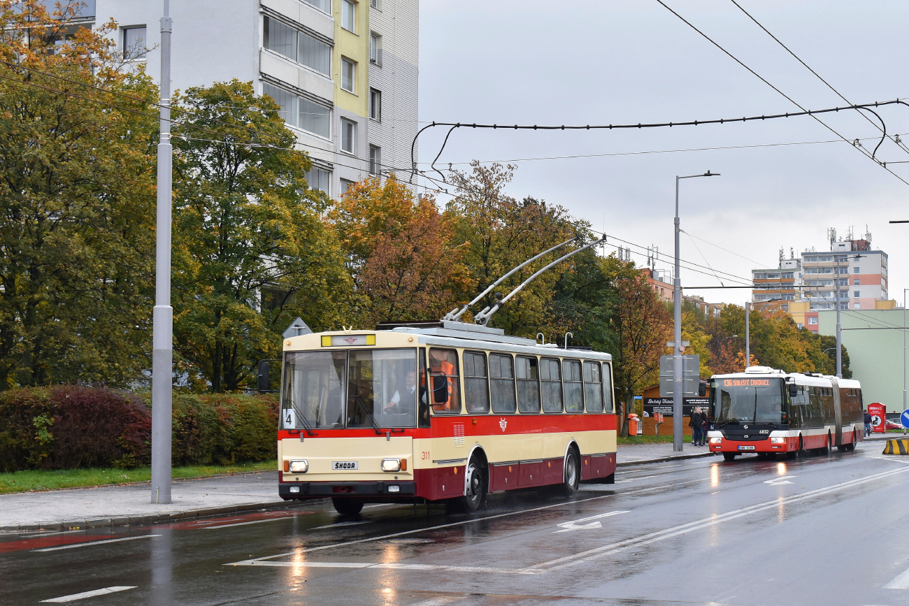 Пардубице, Škoda 14Tr08/6 № 311; Прага — 50 лет спустя – покатушки на троллейбусах и начало регулярной эксплуатации 58 маршрута