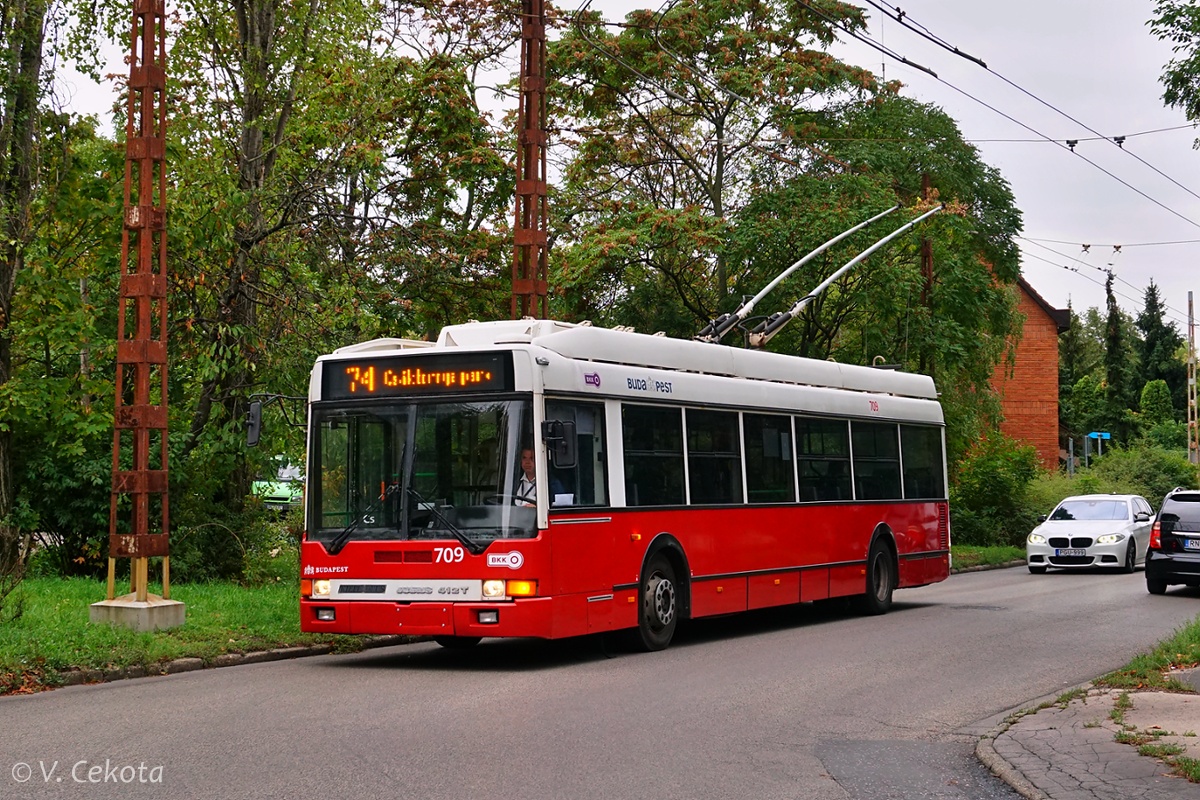Будапешт, Ikarus 412.81 № 709