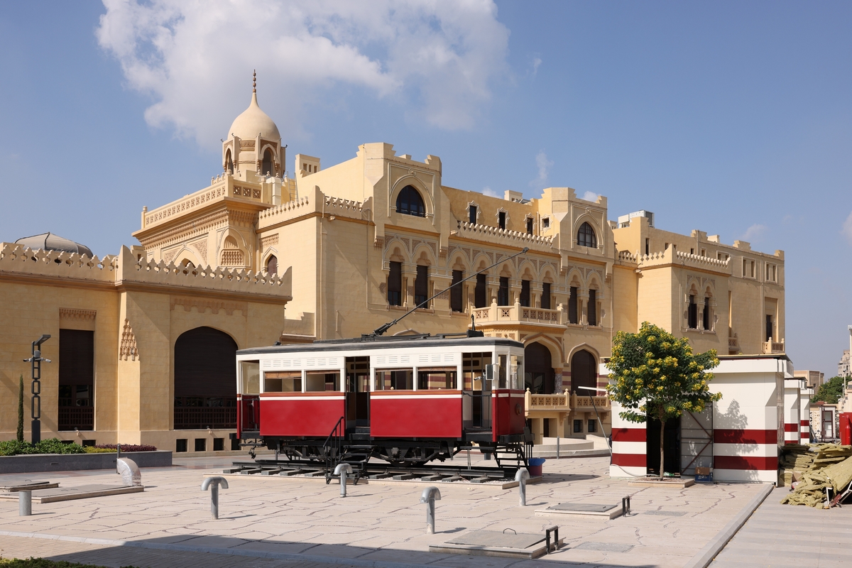 Каир — Tram monuments in Heliopolis