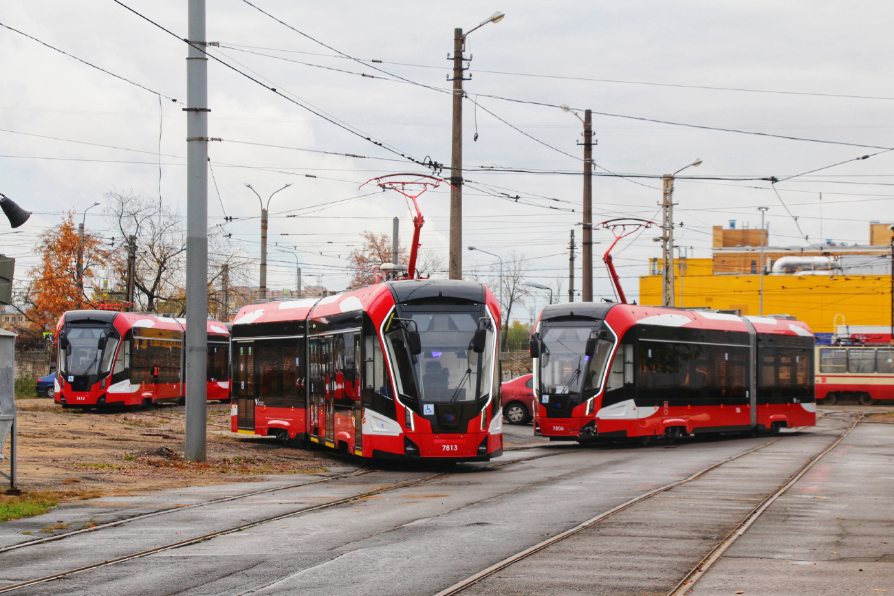 Санкт-Петербург, 71-923М «Богатырь-М» № 7813; Санкт-Петербург, 71-923М «Богатырь-М» № 7806
