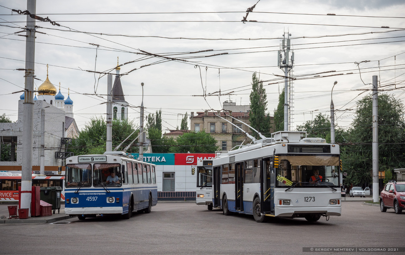 Волгоград, ЗиУ-682 (ВЗСМ) № 4597; Волгоград, Тролза-5275.03 «Оптима» № 1273