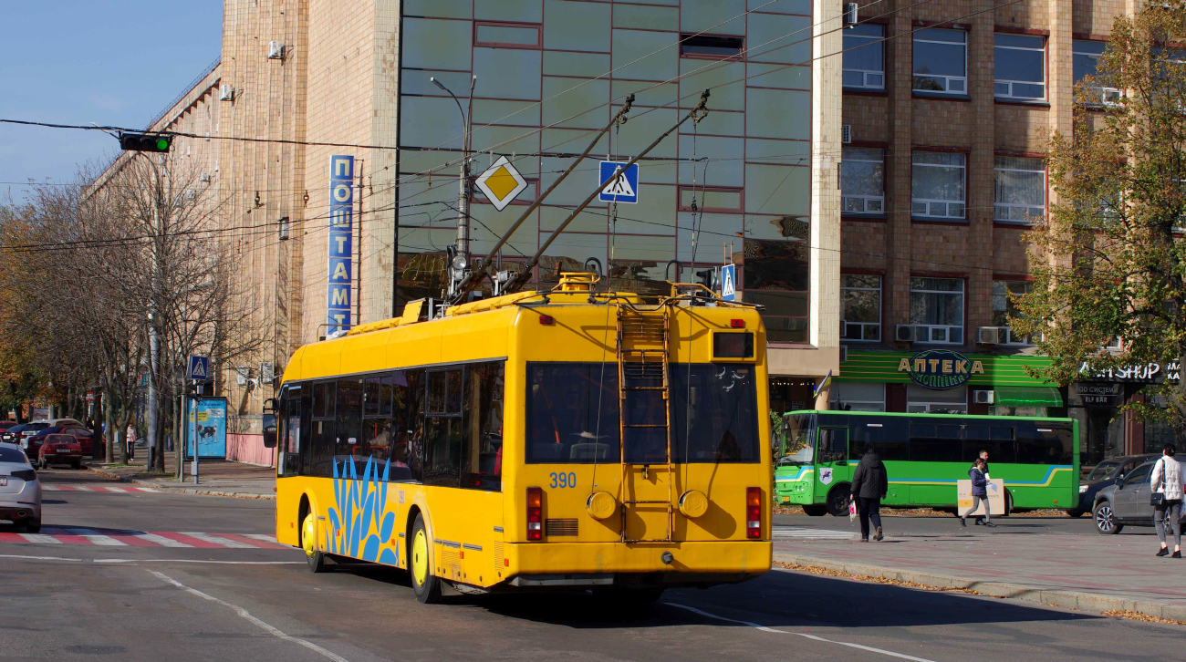 Черкассы, БКМ 321 № 390