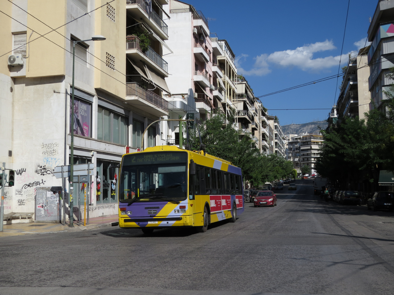Athens, Van Hool A300T č. 7040