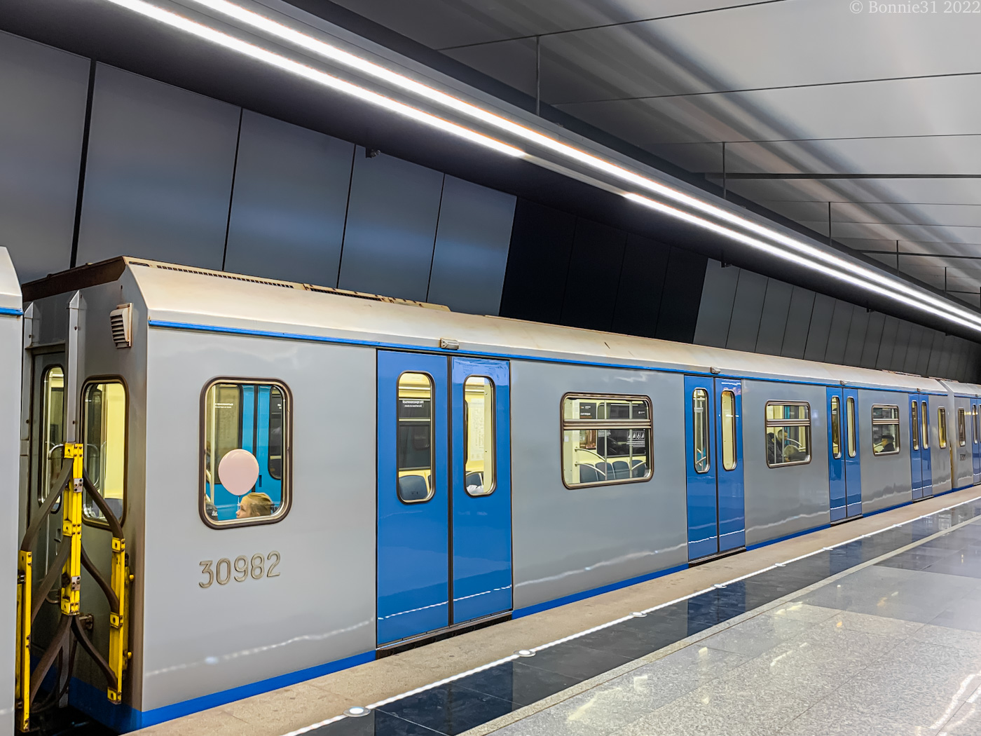 Москва, 81-761 № 30982