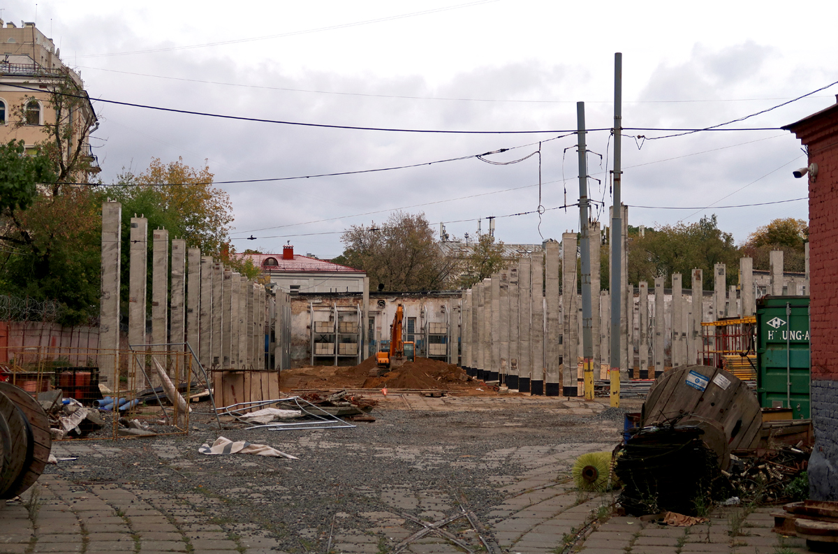 Moscova — Construction and repairs; Moscova — Reconstruction of the Apakov tramway depot; Moscova — Tram depots: [1] Apakova