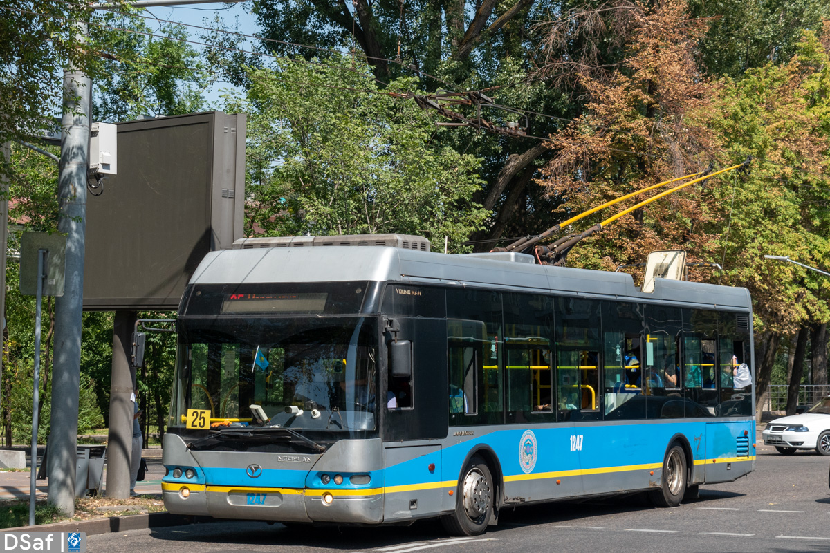 Алматы, YoungMan JNP6120GDZ (Neoplan Kazakhstan) № 1247