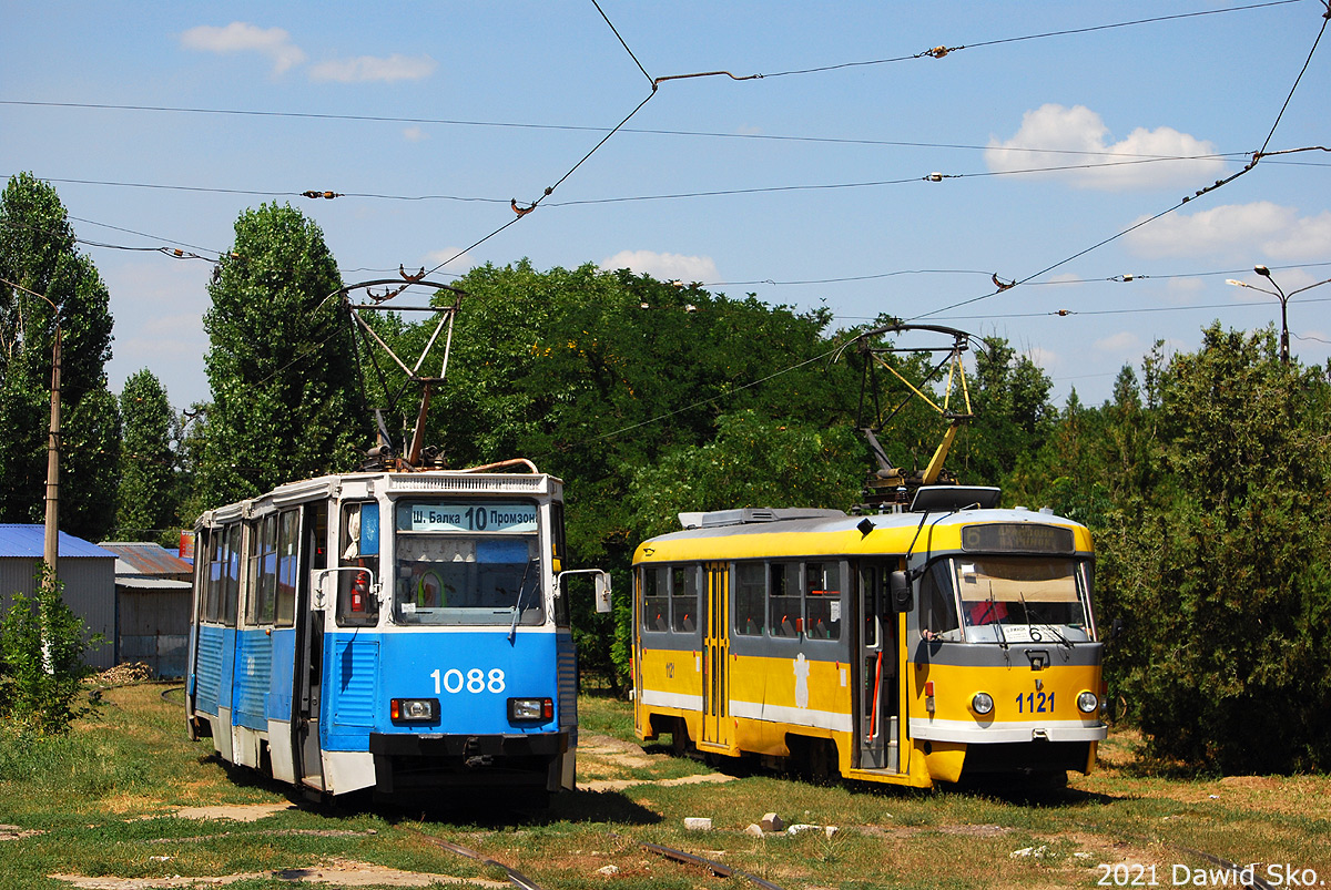 Николаев, 71-605 (КТМ-5М3) № 1088; Николаев, Tatra T3M.03 № 1121