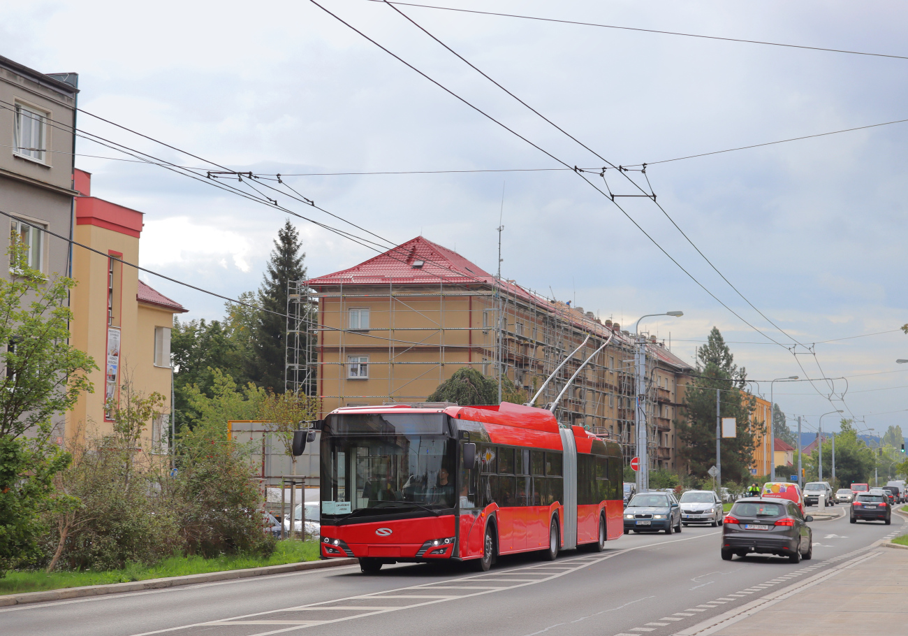 Будапешт, Solaris Trollino IV 18 Škoda № P27 00P11; Пльзень — Новые троллейбусы с завода Шкода