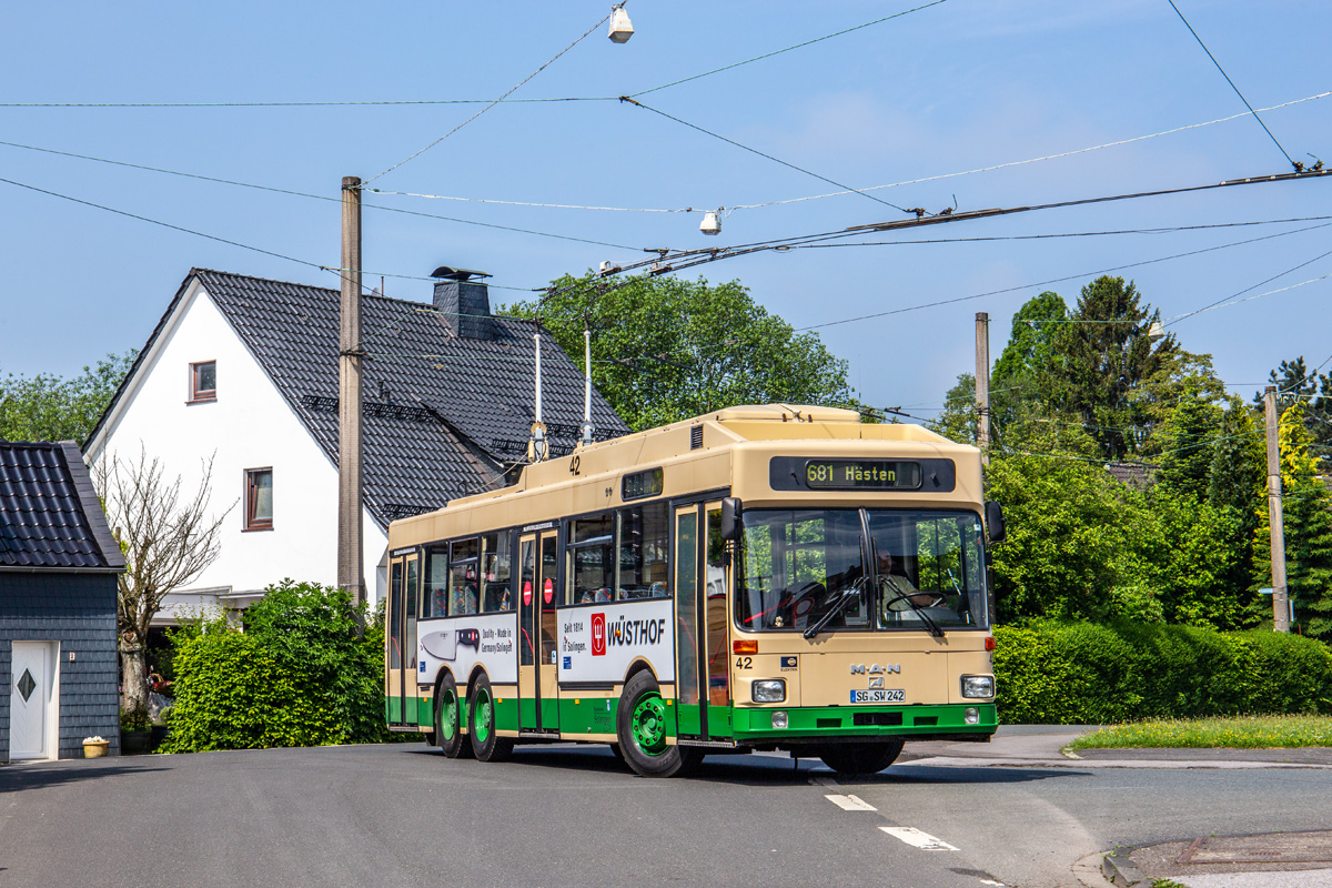 Solingen, MAN/Gräf & Stift 860 SL172HO Nr 42