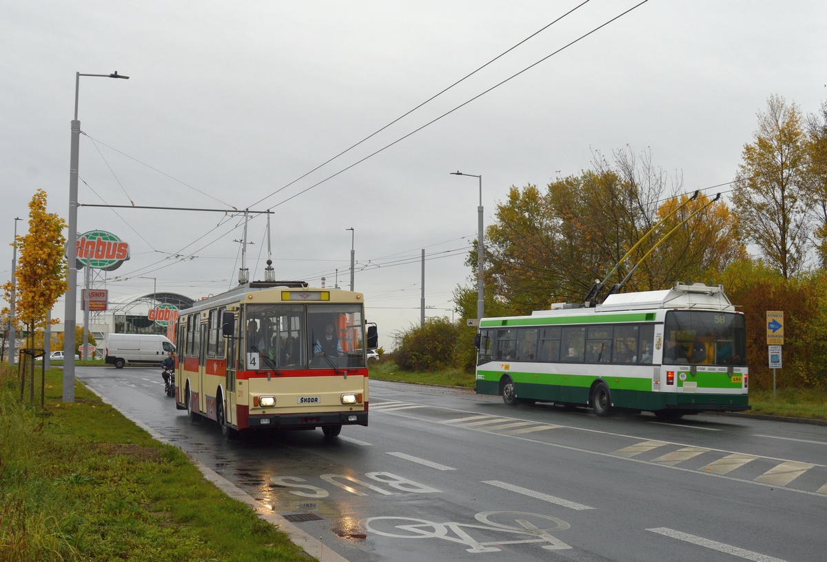 Pardubice, Škoda 14Tr08/6 № 311; Strašice, Škoda 21TrACI № 488; Prague — 50 years after – special trolleybus rides and start of line 58 operation Pardubice, Škoda 14Tr08/6 № 311; Strašice, Škoda 21TrACI № 488; Prague — 50 years after – special trolleybus rides and start of line 58 operation